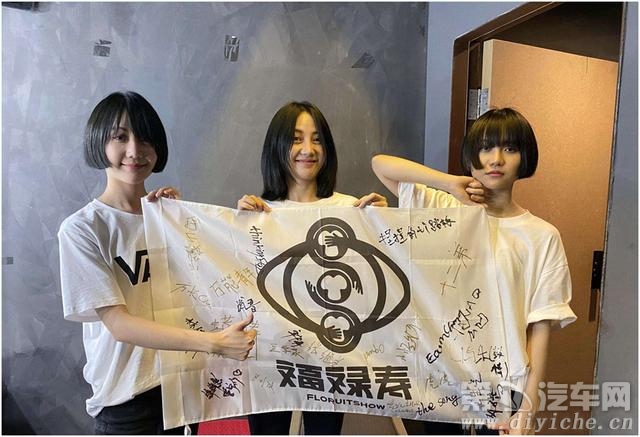 点击进入看图评论